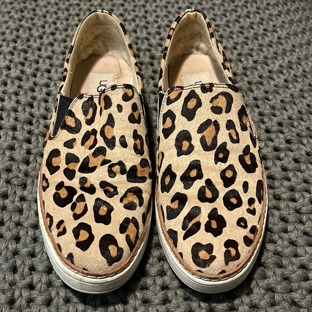 UGG Keile Leopard Animal Print Calf Hair Slip on Sneakers size 7